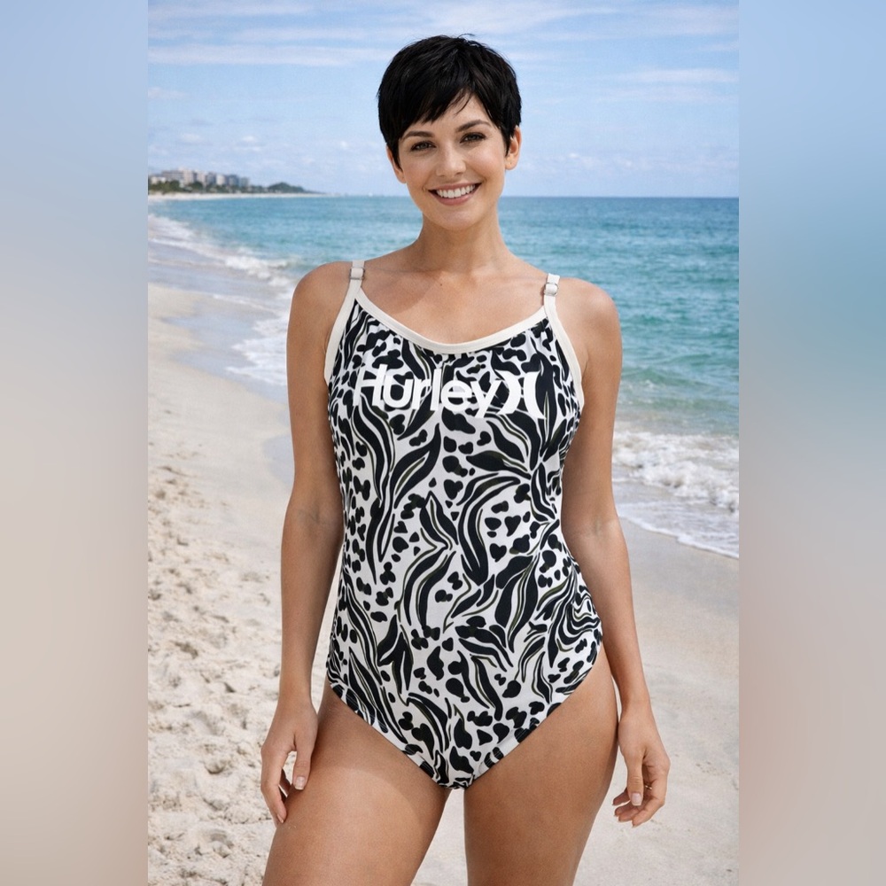 Hurley Women’s One-Piece Swimsuit White Black | Size 2X Athletic Beach Swim